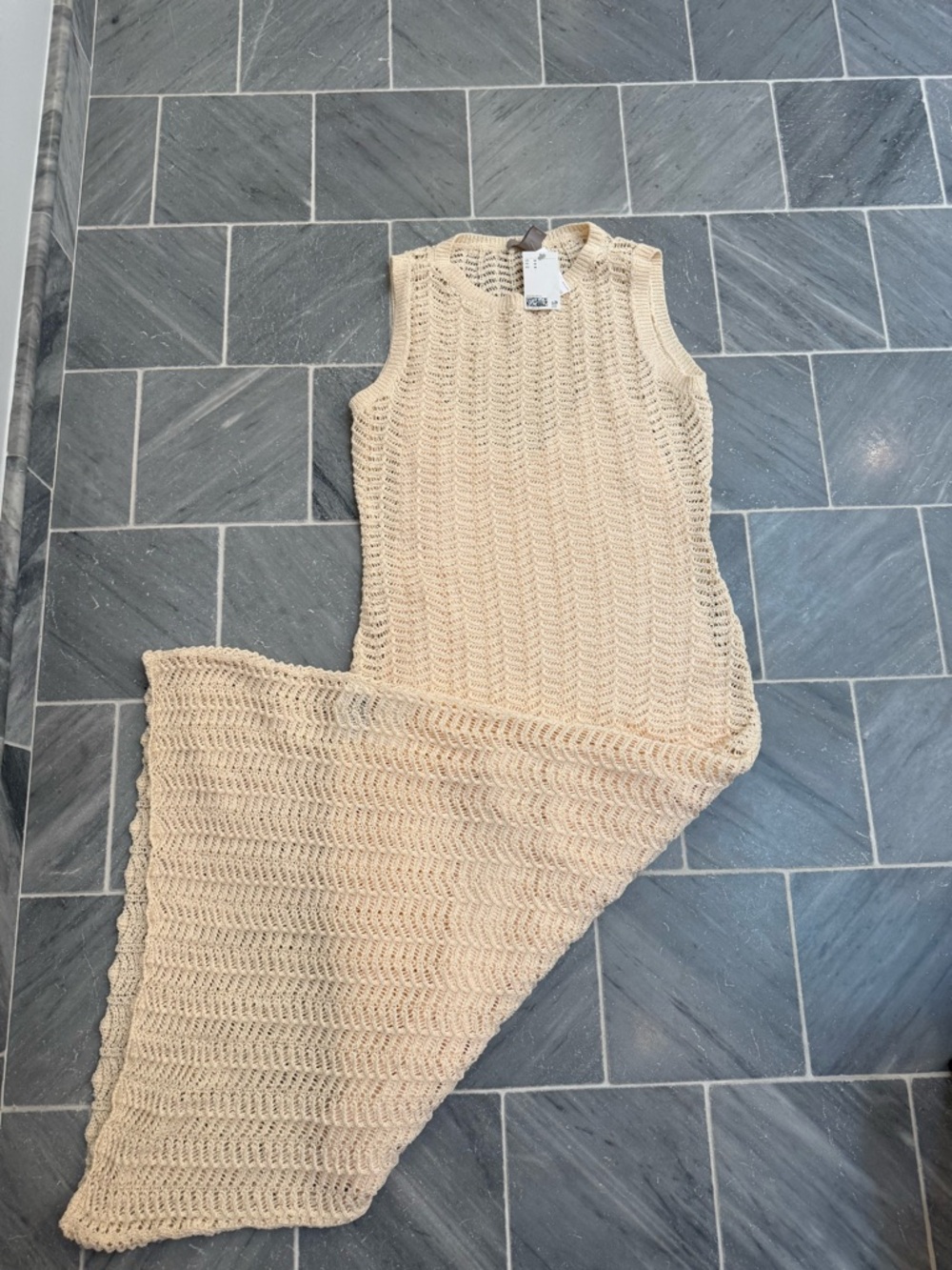 H&M Cream Open-Weave Knit Tank Maxi Dress Size Medium - Picture 7 of 8